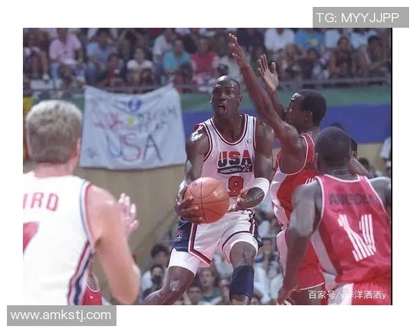 1992年美国梦之队与中国队经典对决回放全景解析 1992年美国梦之队与中国队经典对决回放全景解析